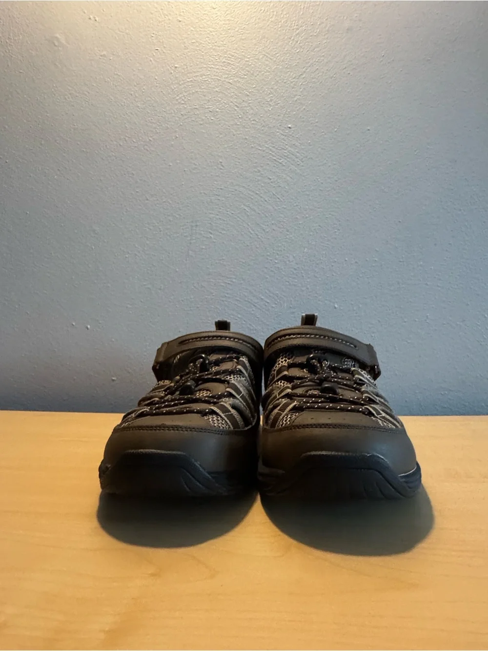Orthofeet men’s Clearwater sandals featuring adjustable hook-and-loop strap